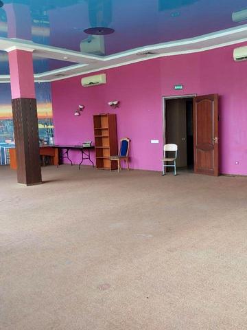 Виставкова, 1