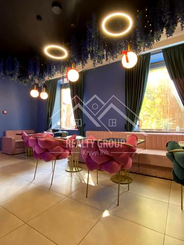 Гагаріна, 37