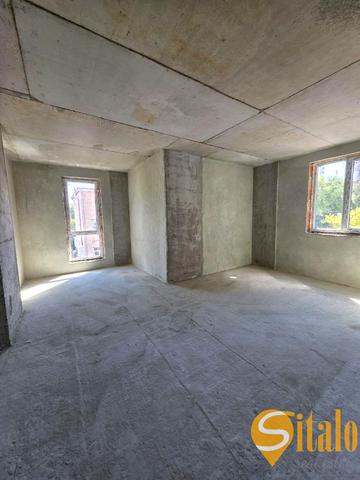 Очеретяна вул., 31