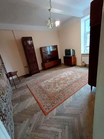 Продається 2 кімн квартира на Гагаріна