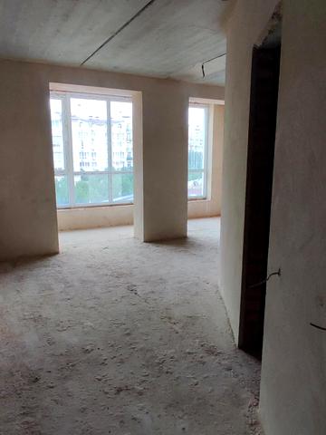 Академіка Сахарова вул., 52