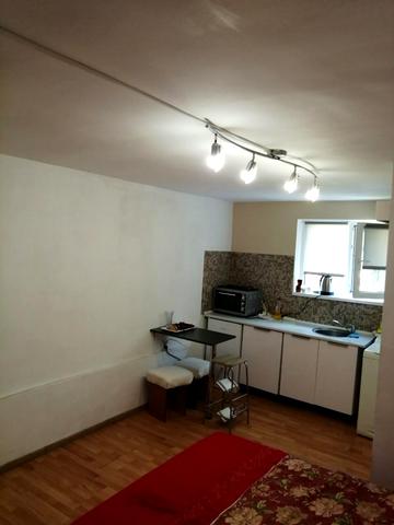 Садова вул., 27