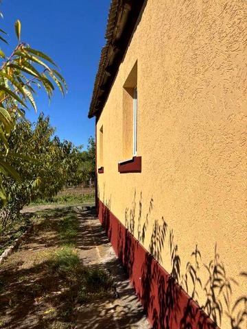 Продам будинок на березі річки