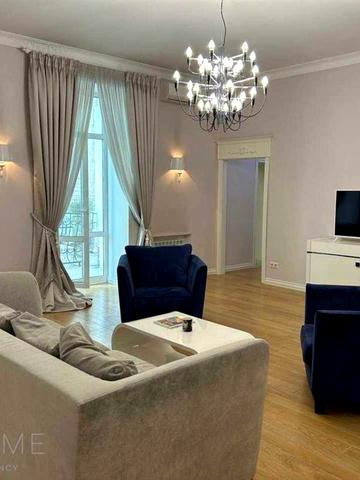 Січових Стрільців вул. (Артема), 10