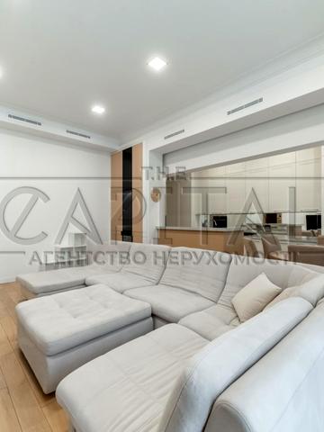 Антоновича вул. (Горького), 14