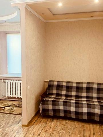 Продам 1к квартиру студія Небесноі сотні.