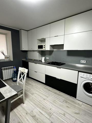 Антона Грицая вул. (Ляхова), 10