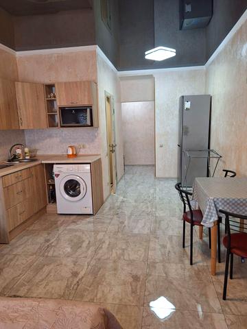 Хантадзе вул., 6