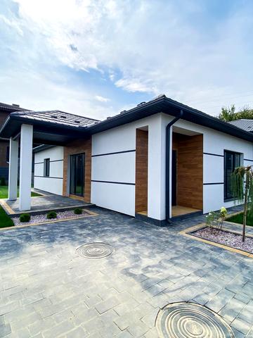 Гончарівка вул., 34