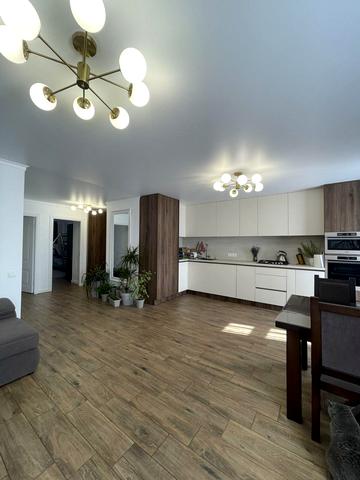 Микулинецька вул., 116