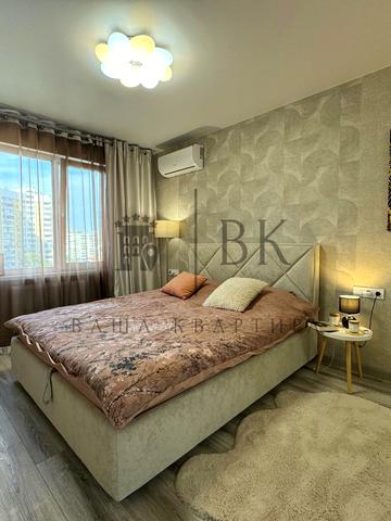 Вишняківська вул., 4