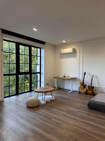 Михайла Коцюбинського вул., 17а