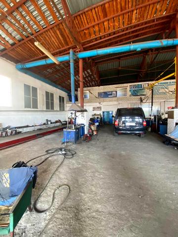 Автомобільна вул., 8А