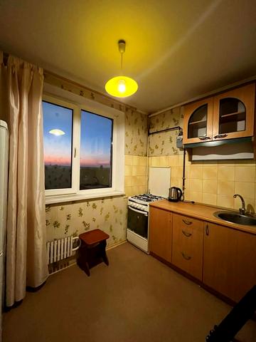 Леся Сердюка вул. (Командарма Корка), 4