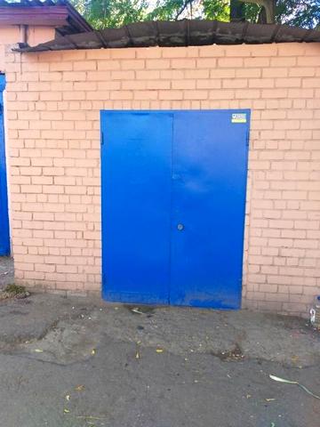 Старомостова пл. (Миколи Островського), 3