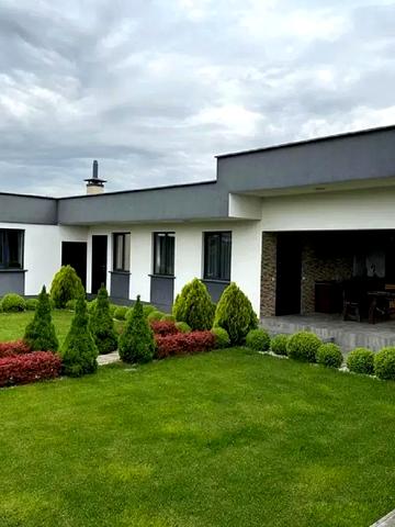 Вадима Модзалевського вул. (Щорса), 1