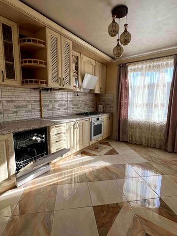 Адольфа Добрянського вул., 111