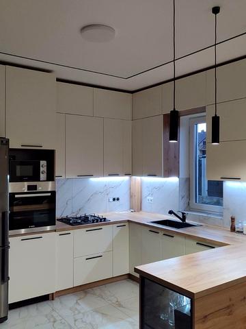 Свободи вул., 24