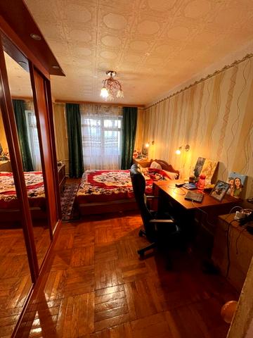 Леся Курбаса просп., 15