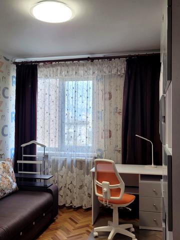 Юрія Іллєнка вул. (Мельникова), 9