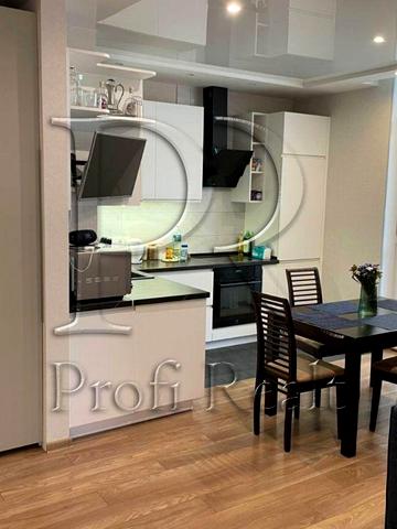 Віталія Скакуна вул. (Академіка Каблукова), 21