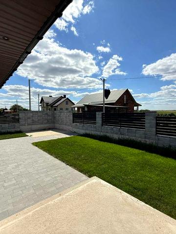 Продам чудовий будинок з комфортрним плануванням в передмісті Рівного