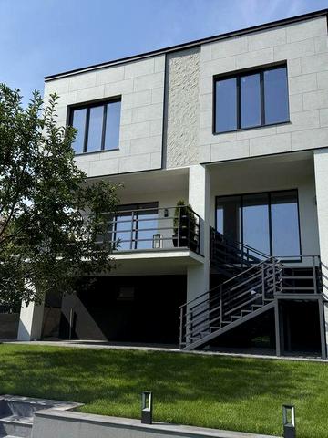 Горяна вул. (Олега Кошового), 50