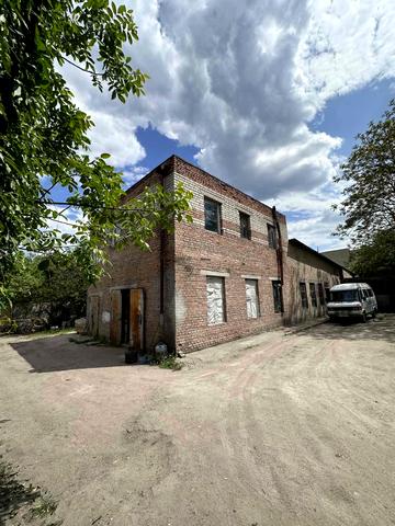 Леоніда Каденюка вул. (Пацаєва), 10