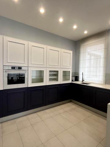 Ділова вул. (Димитрова), 4