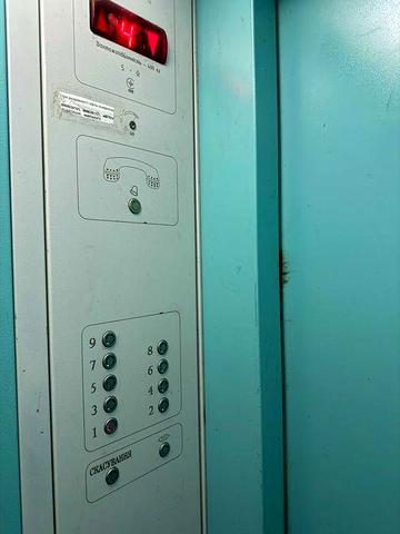 Продається 4-кім.кв., житловий стан, центр міста, ліфт