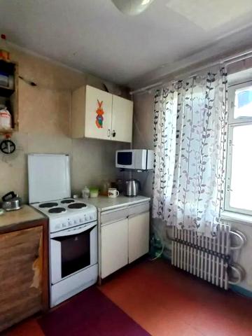 Москалівська вул. (Жовтневої Революції), 7