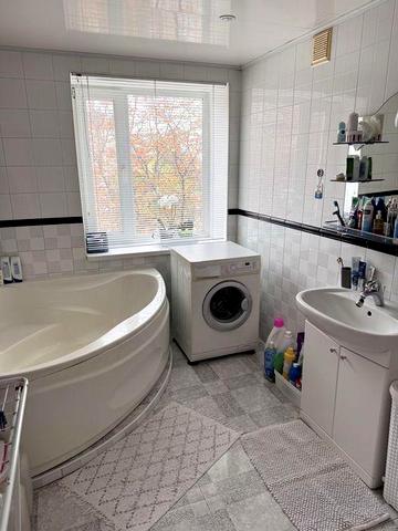 Продам квартиру (3+1) ЦЕНТР ЖК Осбб