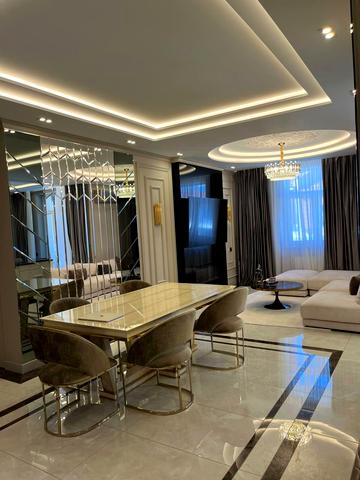 Дегтярна вул., 18