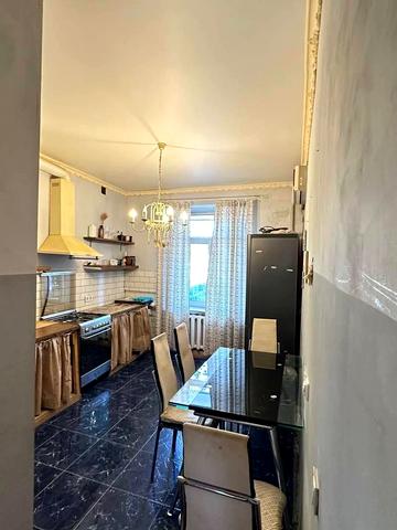 Старопортофранківська вул., 105