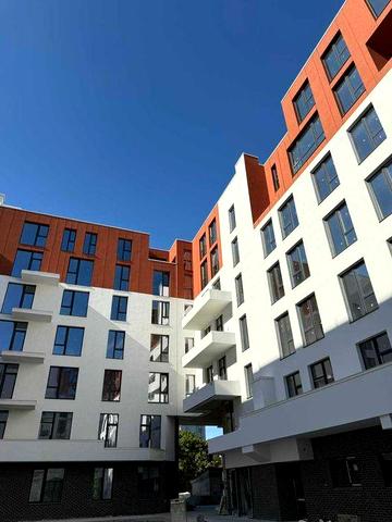 Продаж 3-кім квартири з терасою у будинку преміум-класу ЖК Зелена-111 ЖК Зелена-111