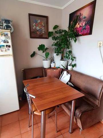 Цегляний будинок, окремі кімнати