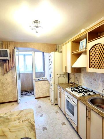 Здається 3-х кв з Автономним опаленням перша здача початок Богунії