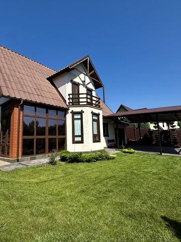 Святкова вул.