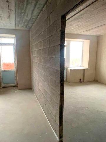 Без%, Продаж вул.Університетська, 2/1, корп. 3, чудова 3 к.кв. 88 кв.м