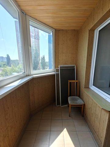 Здам в оренду 2к на Стешенків 3