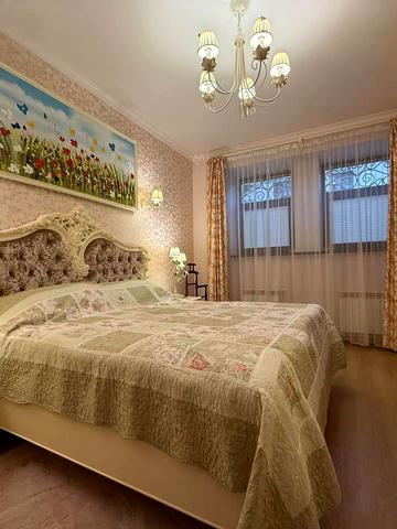 Олександра Архипенка вул. (), 2