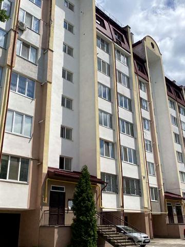 Гетьмана Петра Дорошенка вул., 18б