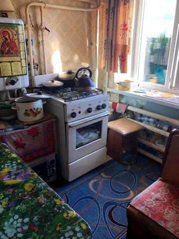 Продам 1 ком. квартиру в п. Эсхар за 6500 у.е.