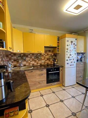 Продаж 2к Квартира Микулинецька вулиця ЖК Рідний дім