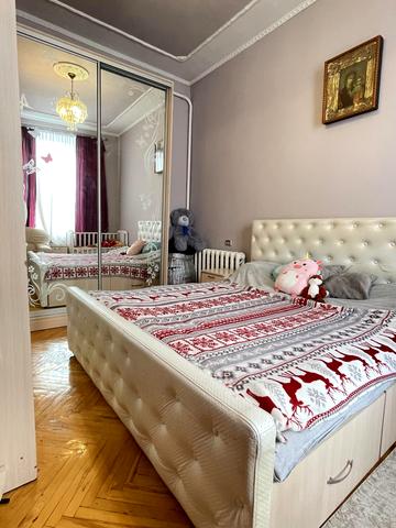 Кардинала Любомира Гузара вул., 34