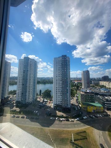 Оболонська пл. (Дружби Народів СРСР), 2