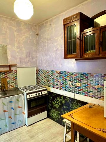 Південна вул., 17