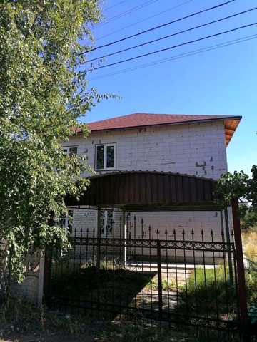 Центральная, 1