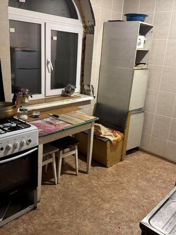 Здам квартриру/кімната,робочим,можна бригаді,ліжко-місця. Центр Ірпеня