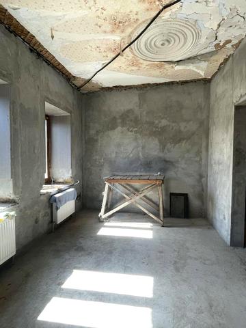 Центральний просп. (Леніна), 38